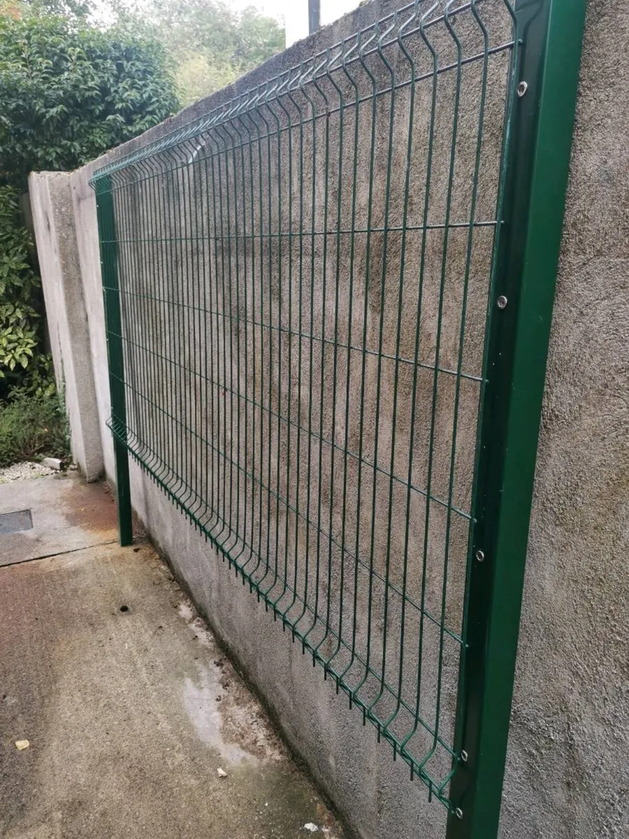 Fence, green mesh - Image 3