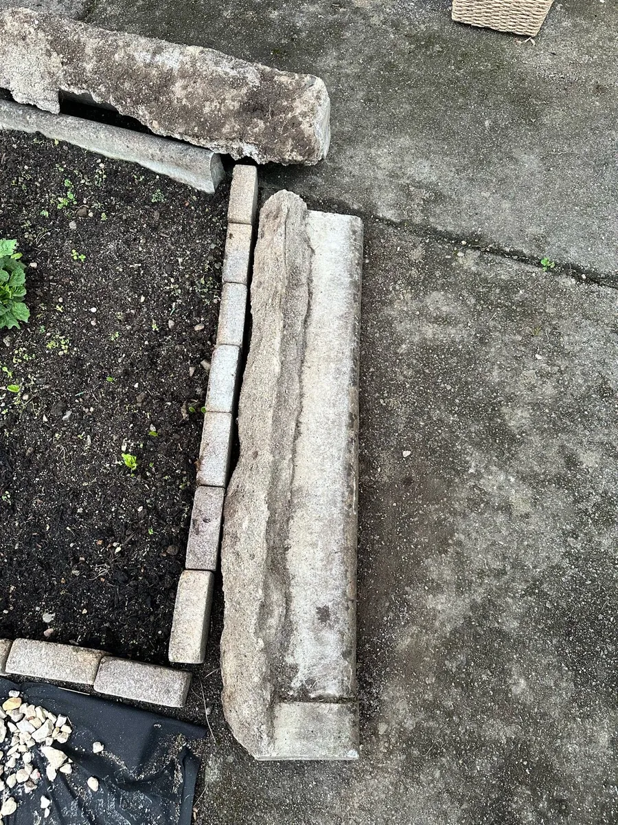 FREE - Concrete Garden Edging - 4 pieces - Image 2