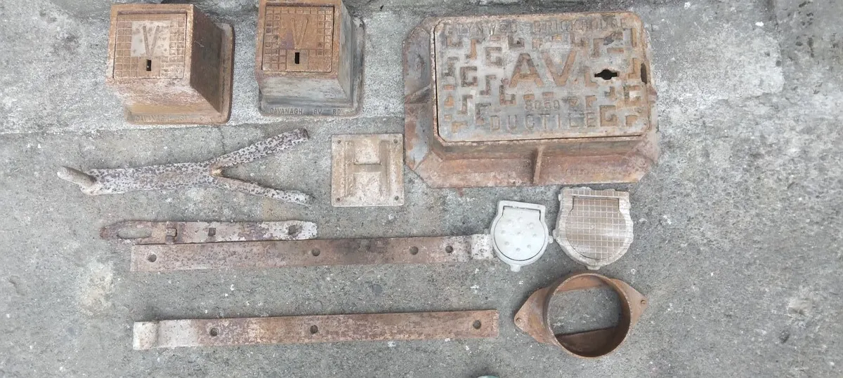 Manhole Covers / Gate Brackets - Image 1