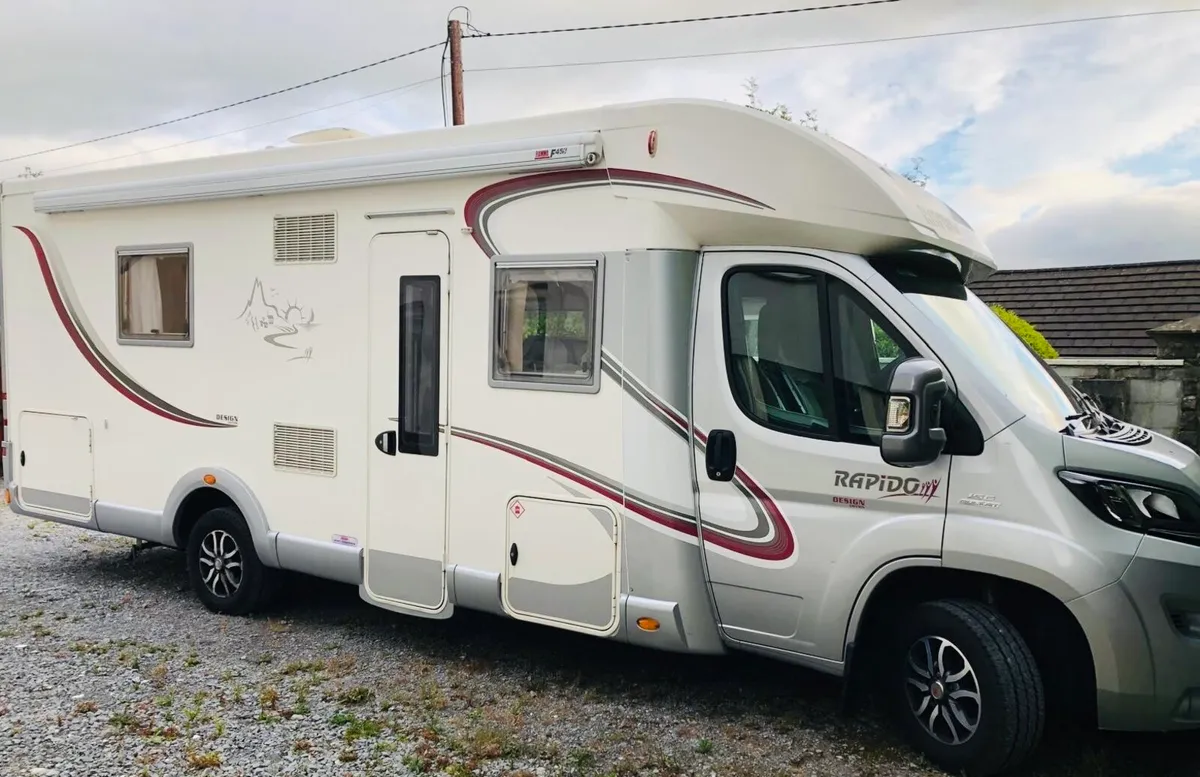 Camper - Image 1