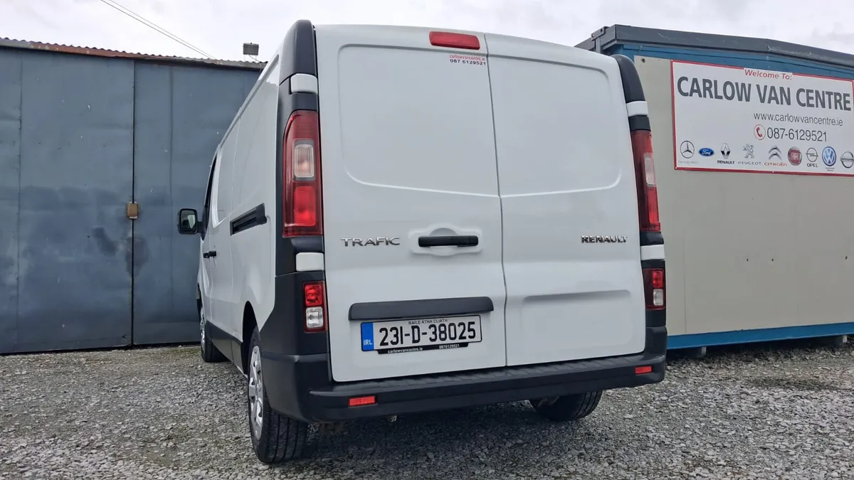 231 Renault Trafic dci 120 business lwb - Image 4