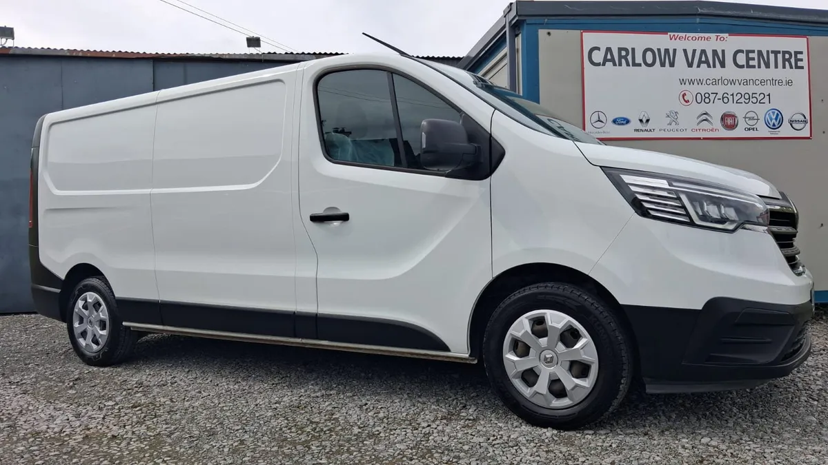 231 Renault Trafic dci 120 business lwb - Image 2