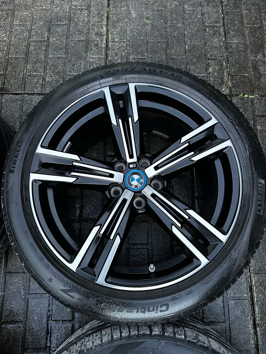Bmw 18” Genuine M Sport Alloys - Image 3