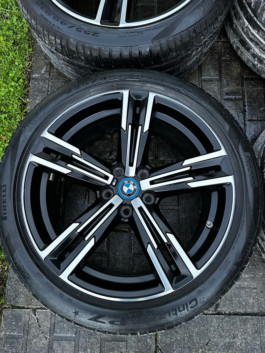 Bmw 18” Genuine M Sport Alloys - Image 4