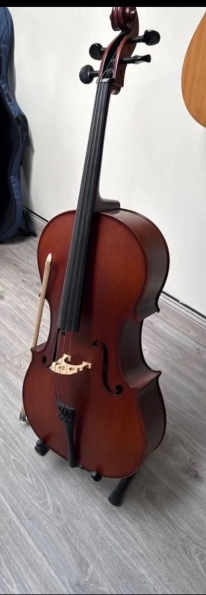 3/4 Crehan second hand Cello for sale - Image 2