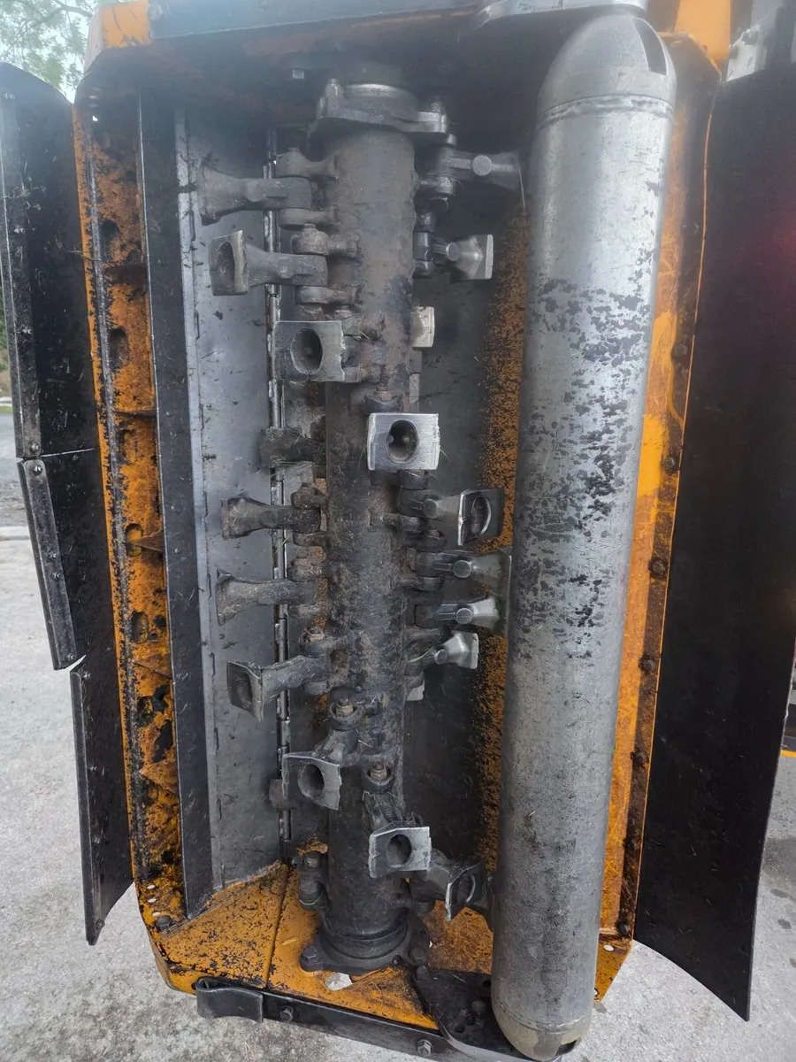 McConnell PA6570T Hedge cutter - Image 3