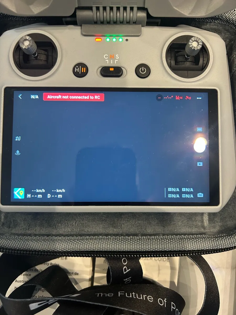 Dji Mavic 3 pro - Image 2