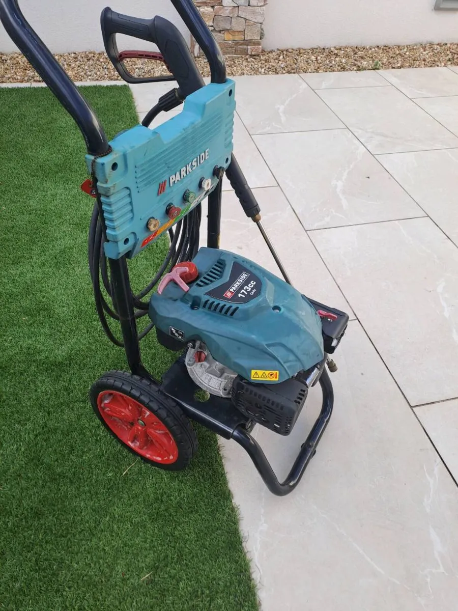 Petrol powerwasher - Image 3