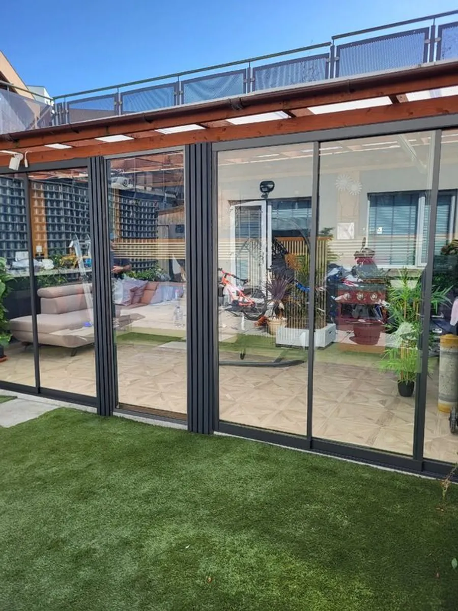 Sliding Doors - Image 1
