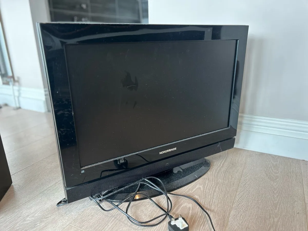Nordmende HD Ready TV NM 26830 FULLY WORKING - Image 2