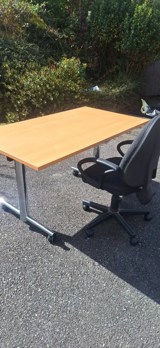 Desk and chair - Image 2