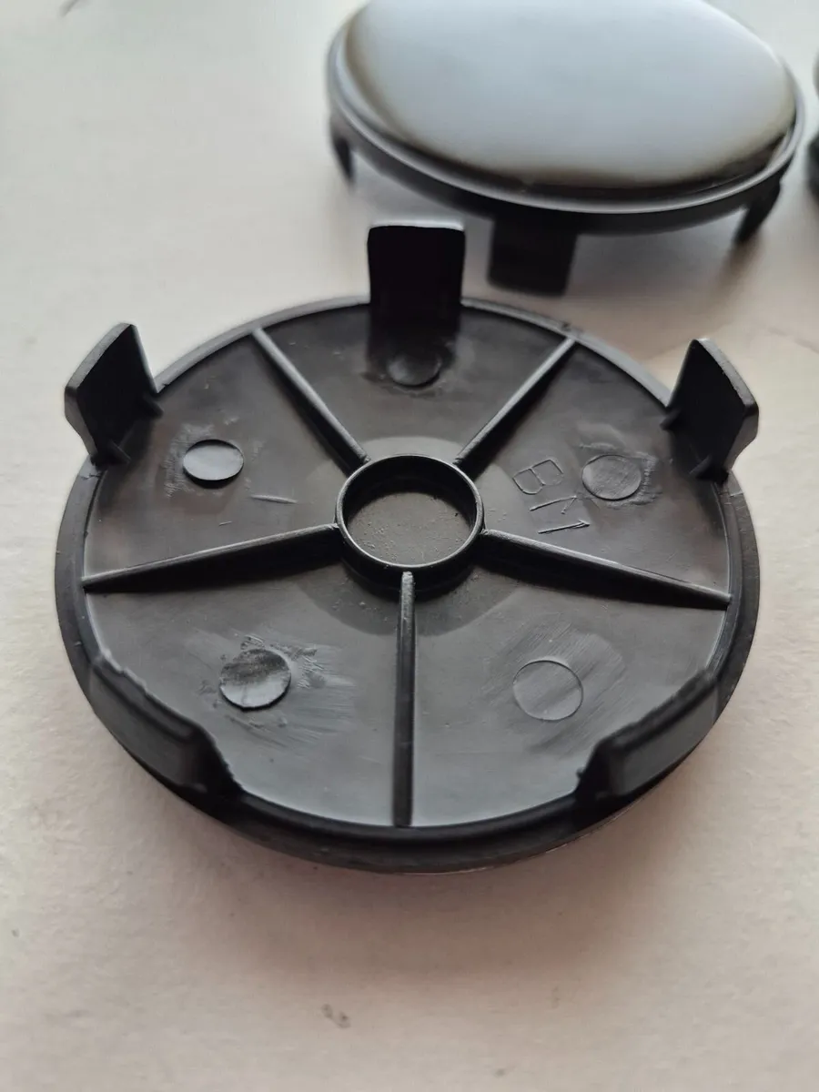 Gloss black BMW caps - FREE POST - Image 2