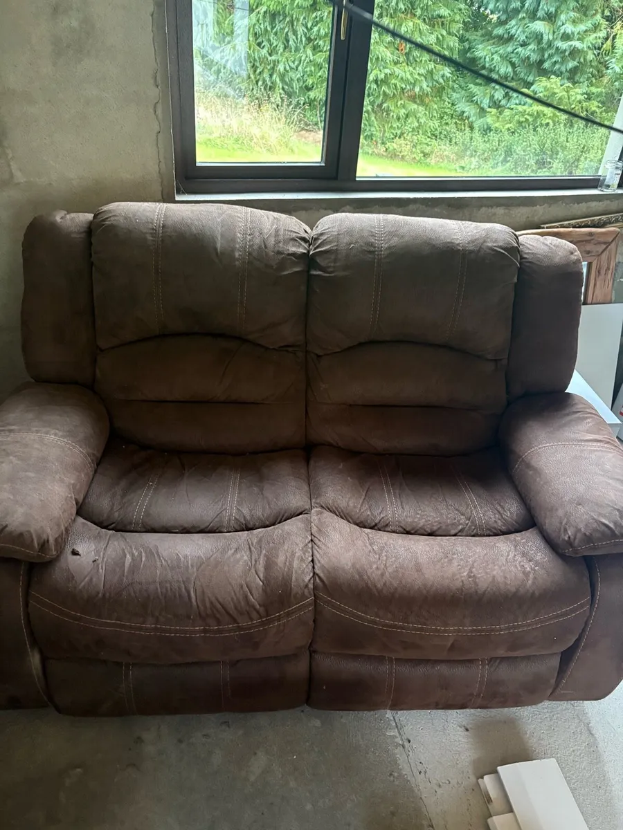 Couch - Image 2