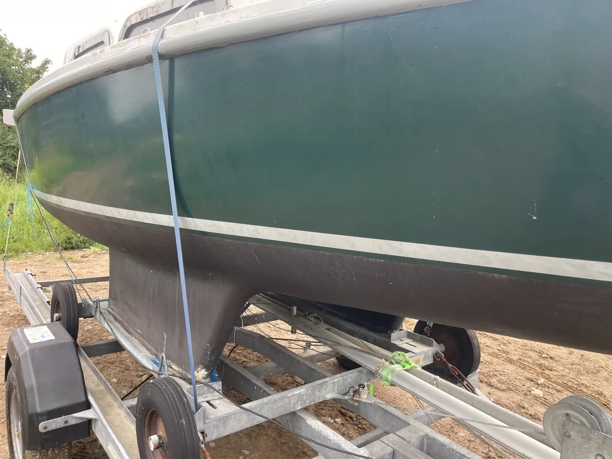 Vivacity 20 Twin Bilge Cruiser - Image 4