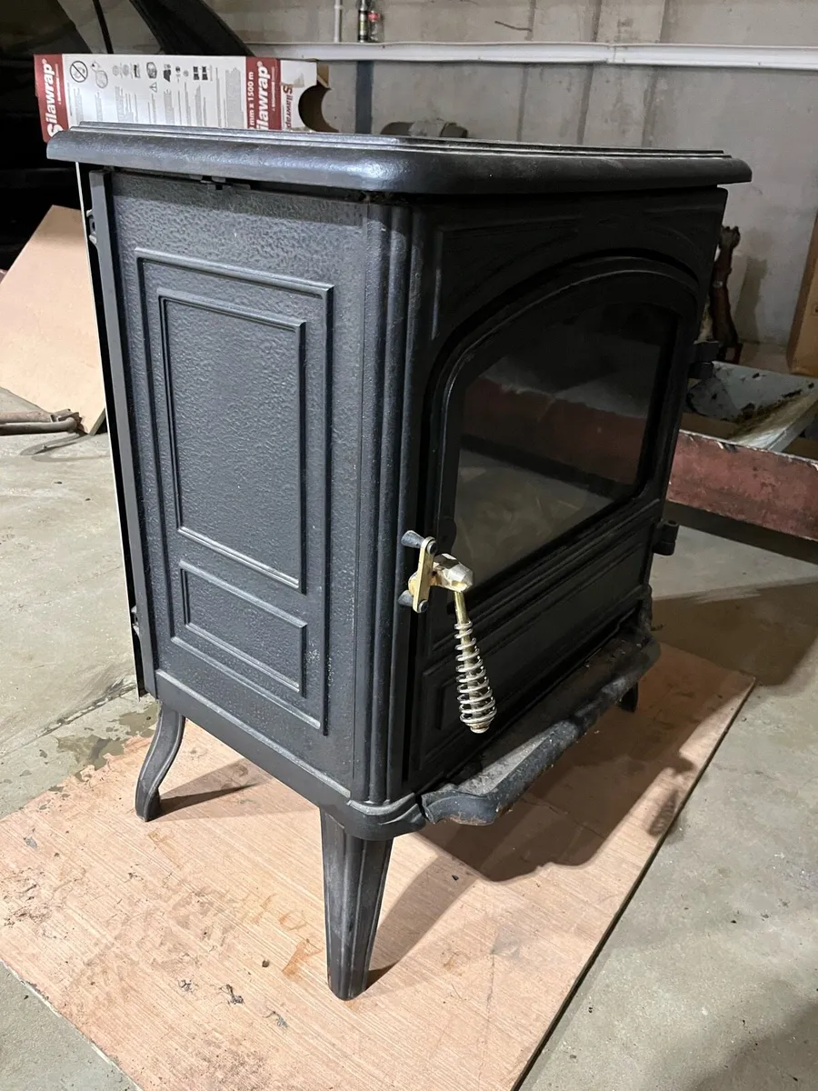 Franco Belge 10kw Oil Stove - Image 2
