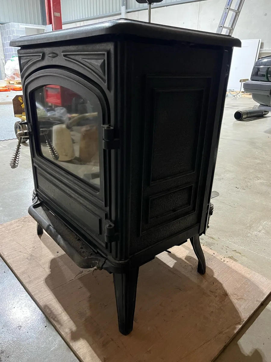 Franco Belge 10kw Oil Stove - Image 3