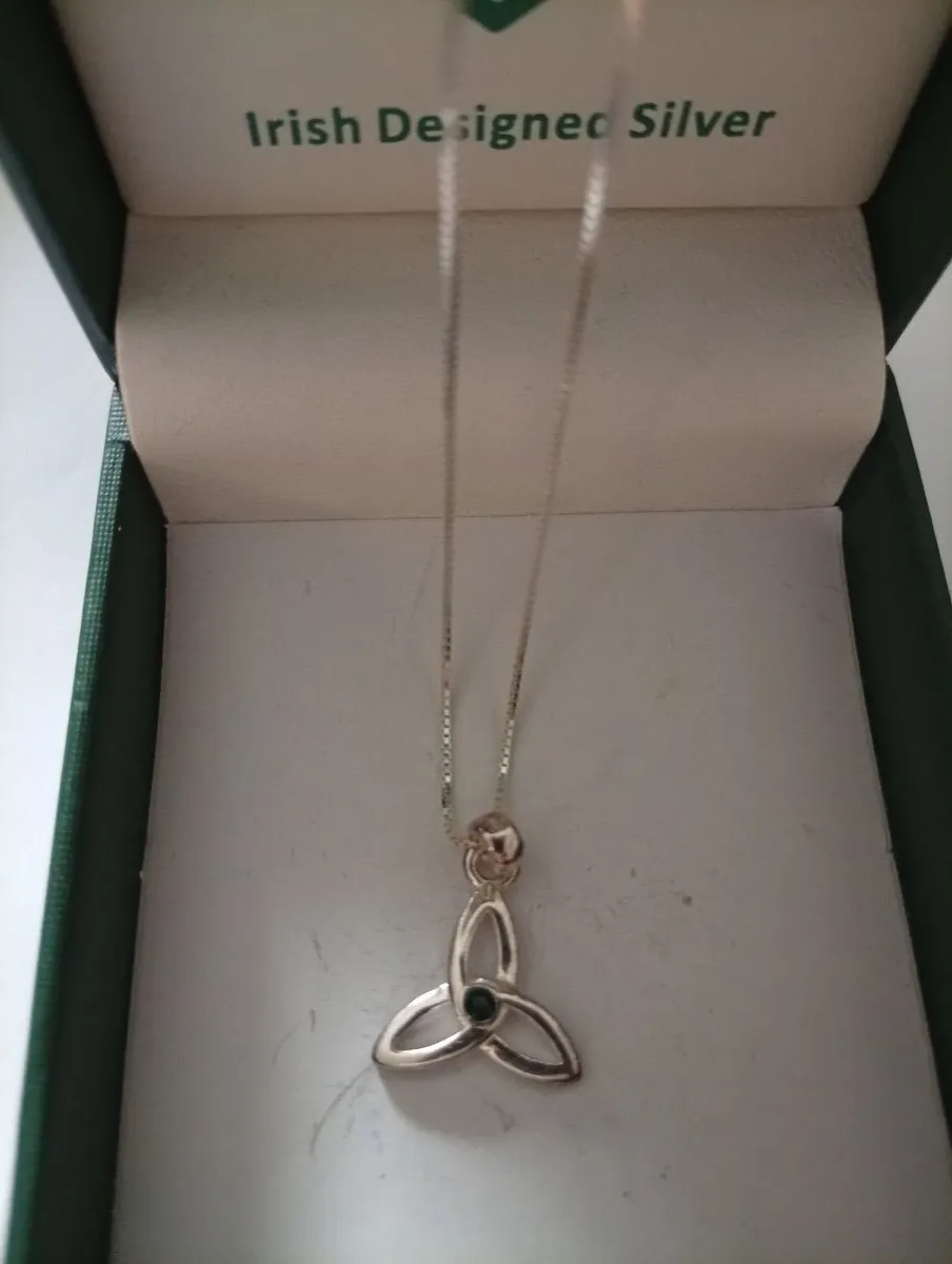 Celtic Trinity Knot chain - Image 1