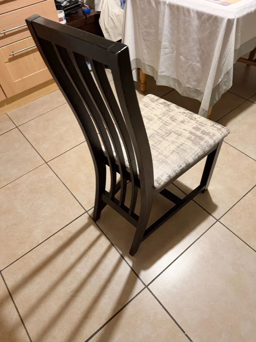 5 dining chairs - Image 3