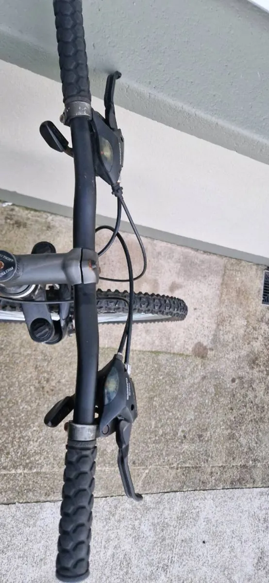Mountain bike - Image 3