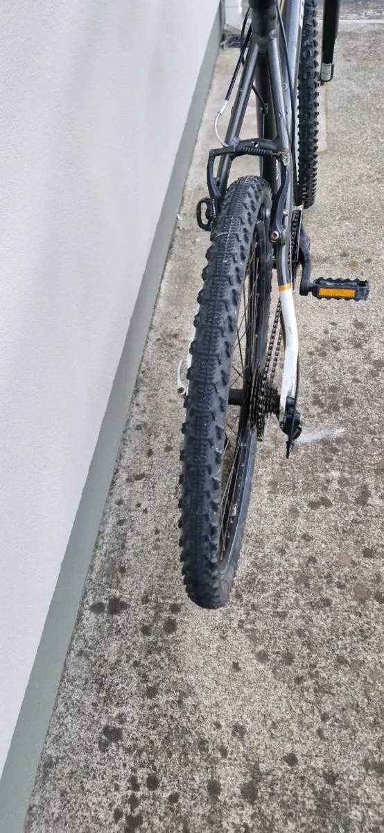 Mountain bike - Image 4