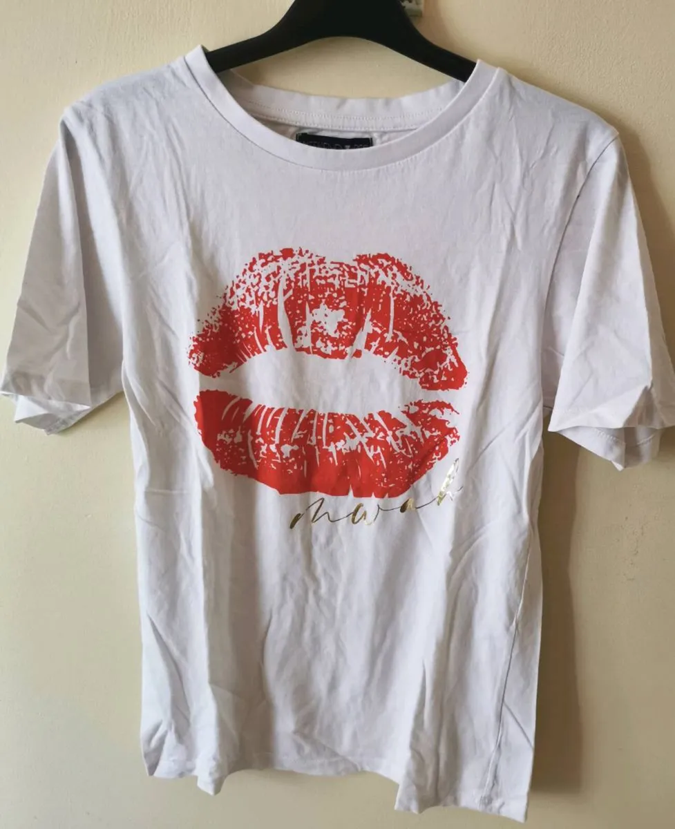 Tshirt - Image 1