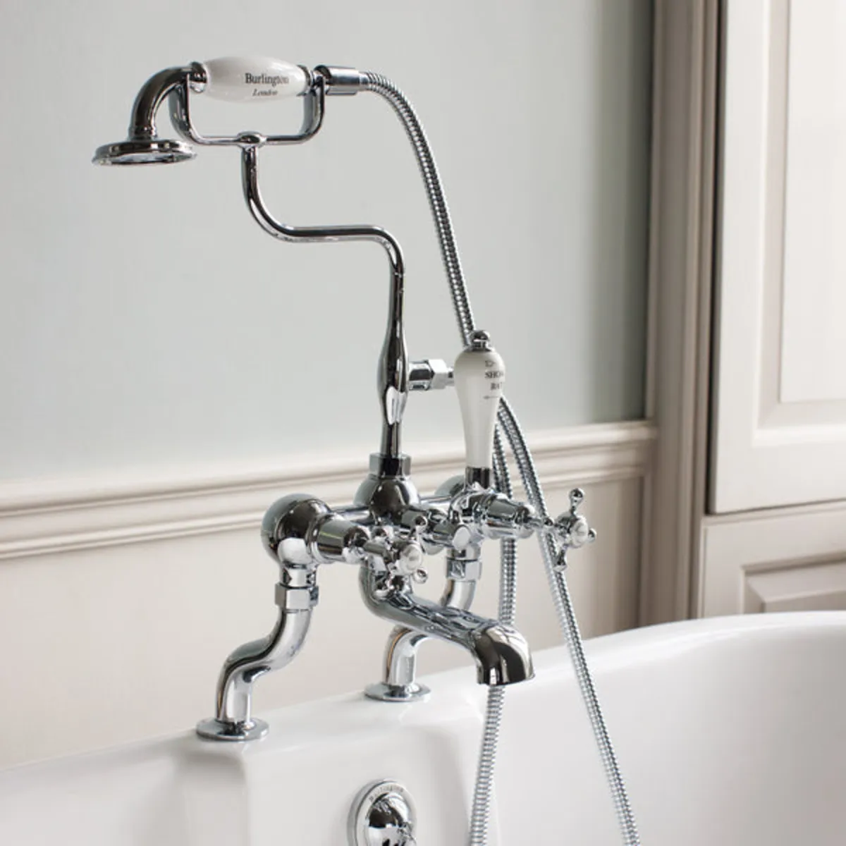 Bath tap - Image 1