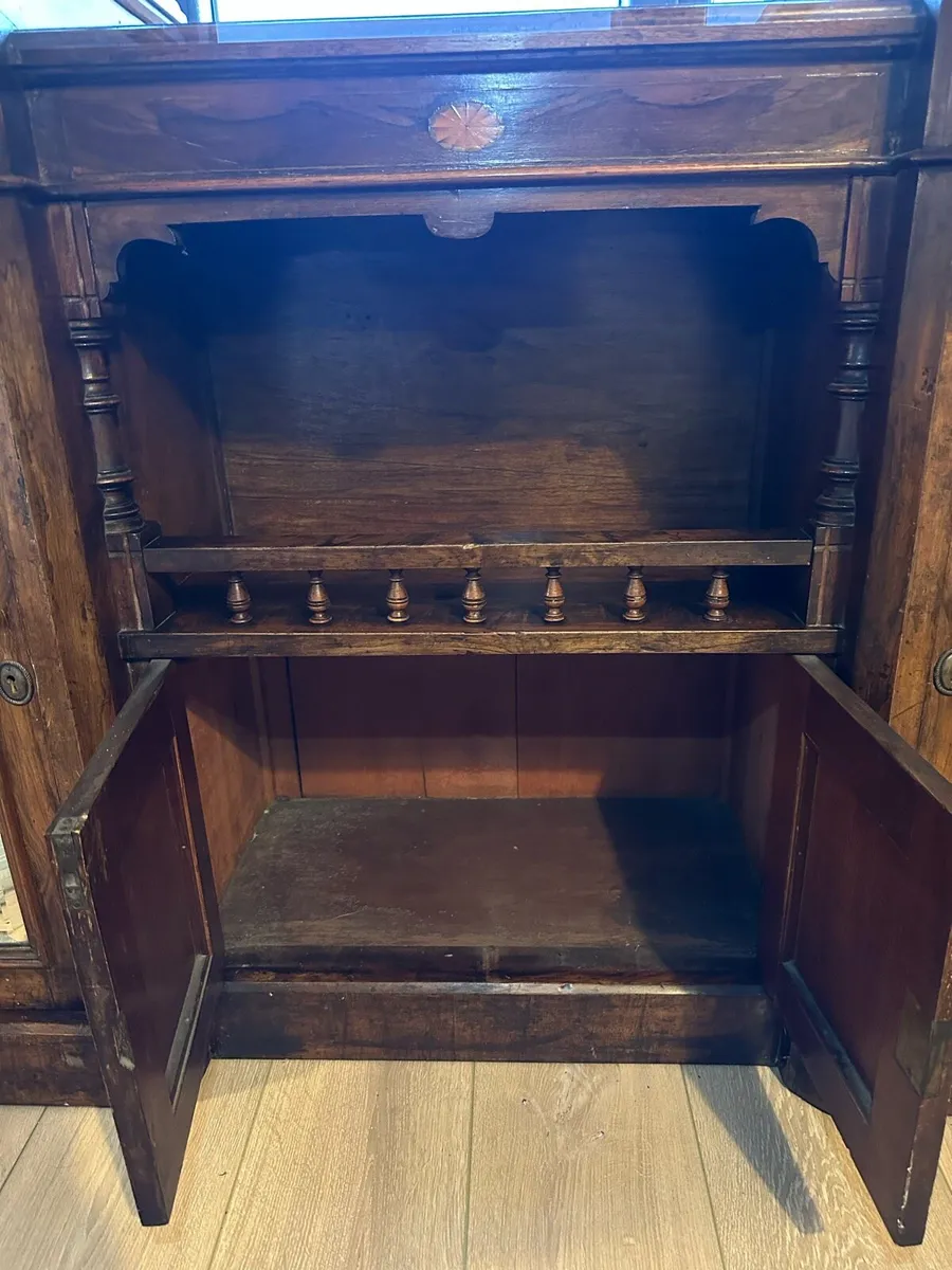 Walnut display Unit - Image 4