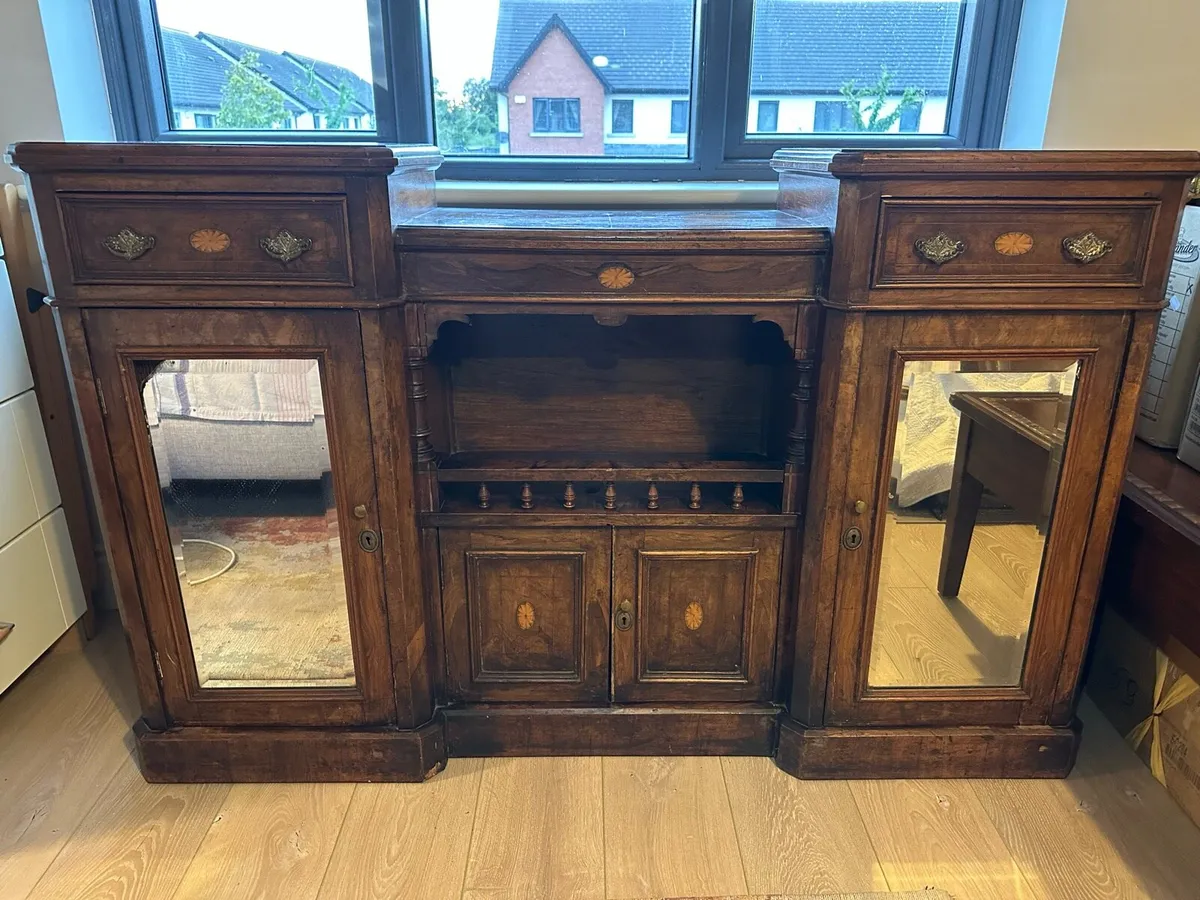 Walnut display Unit - Image 1