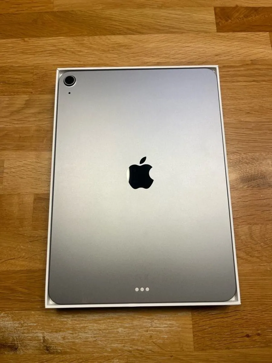 Ipad Air - Image 1