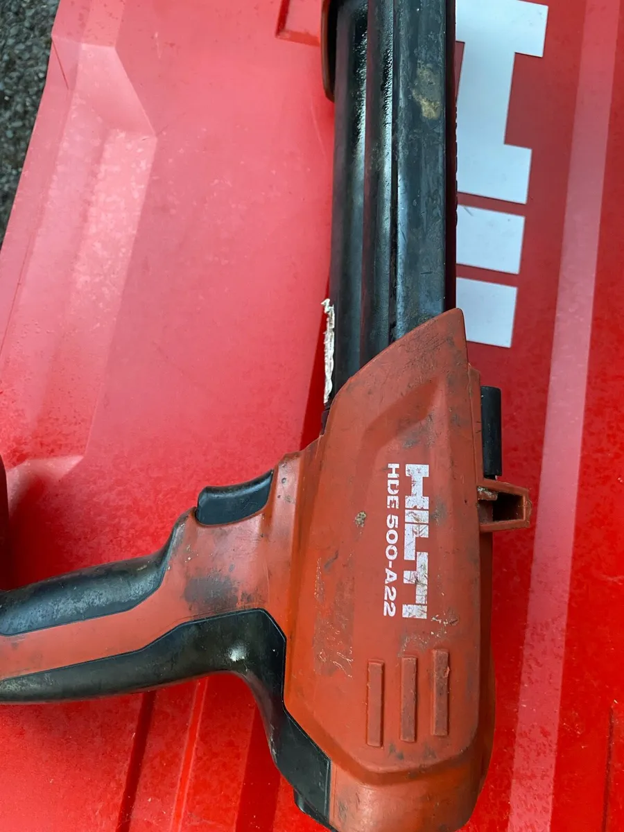 Hilti 22v dispenser - Image 3