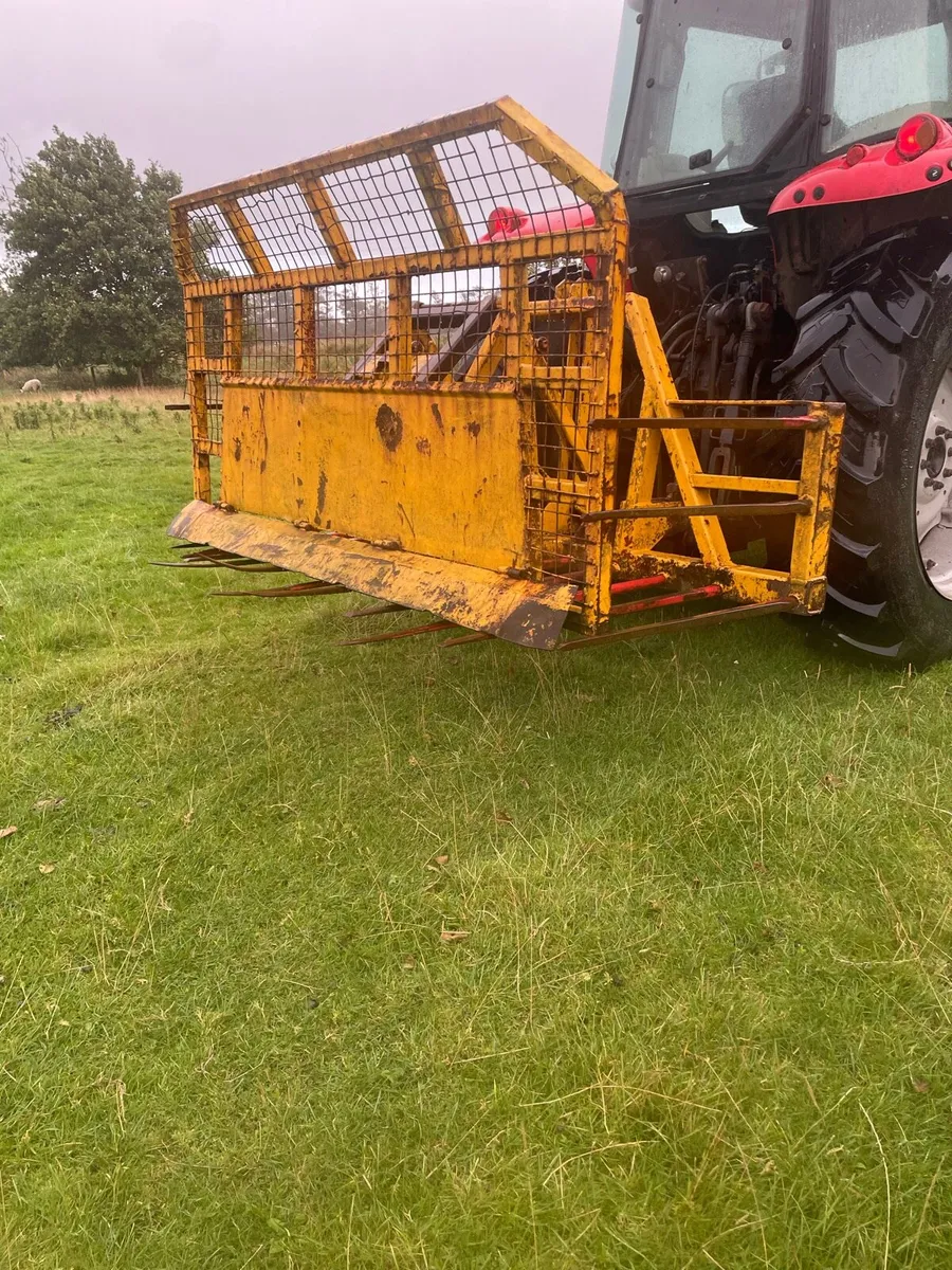 8ft Push off Buckrake - Image 1