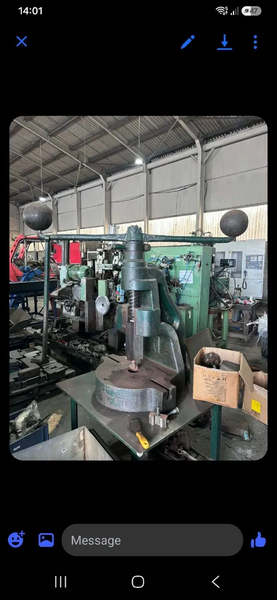 Milling machine/Flypress