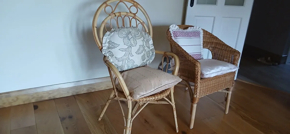 Pair of Wicker Chairs - Image 2
