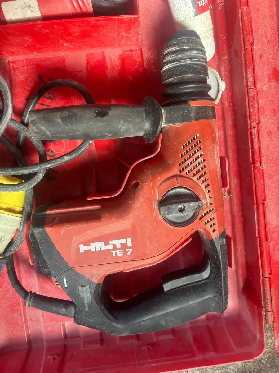 Hilti 110 v sds drill - Image 4