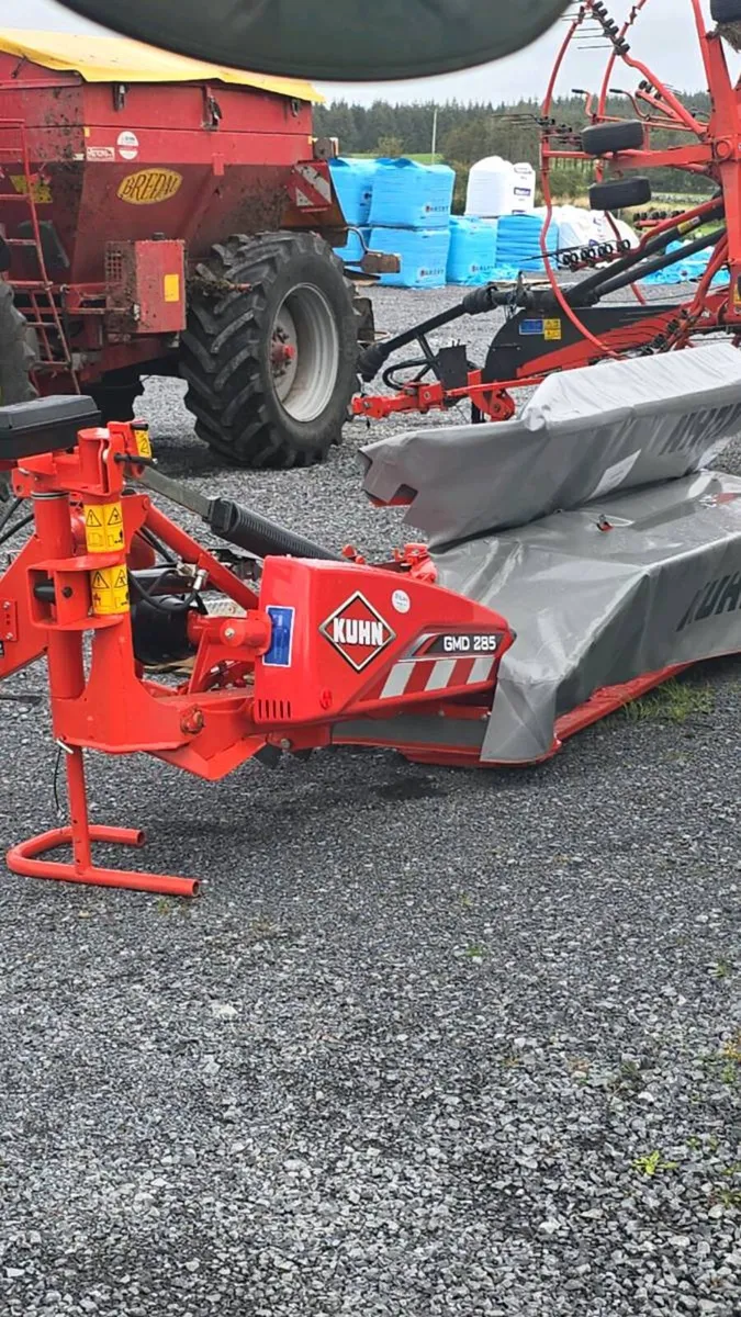 New Kuhn Mowers 8 foot 9 foot 10 foot - Image 3