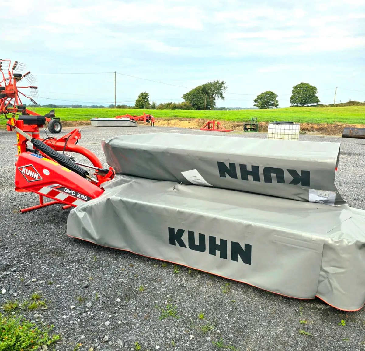 New Kuhn Mowers 8 foot 9 foot 10 foot - Image 2