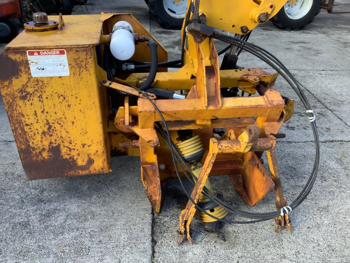 McConnel PA 9058 hedgecutter - Image 2