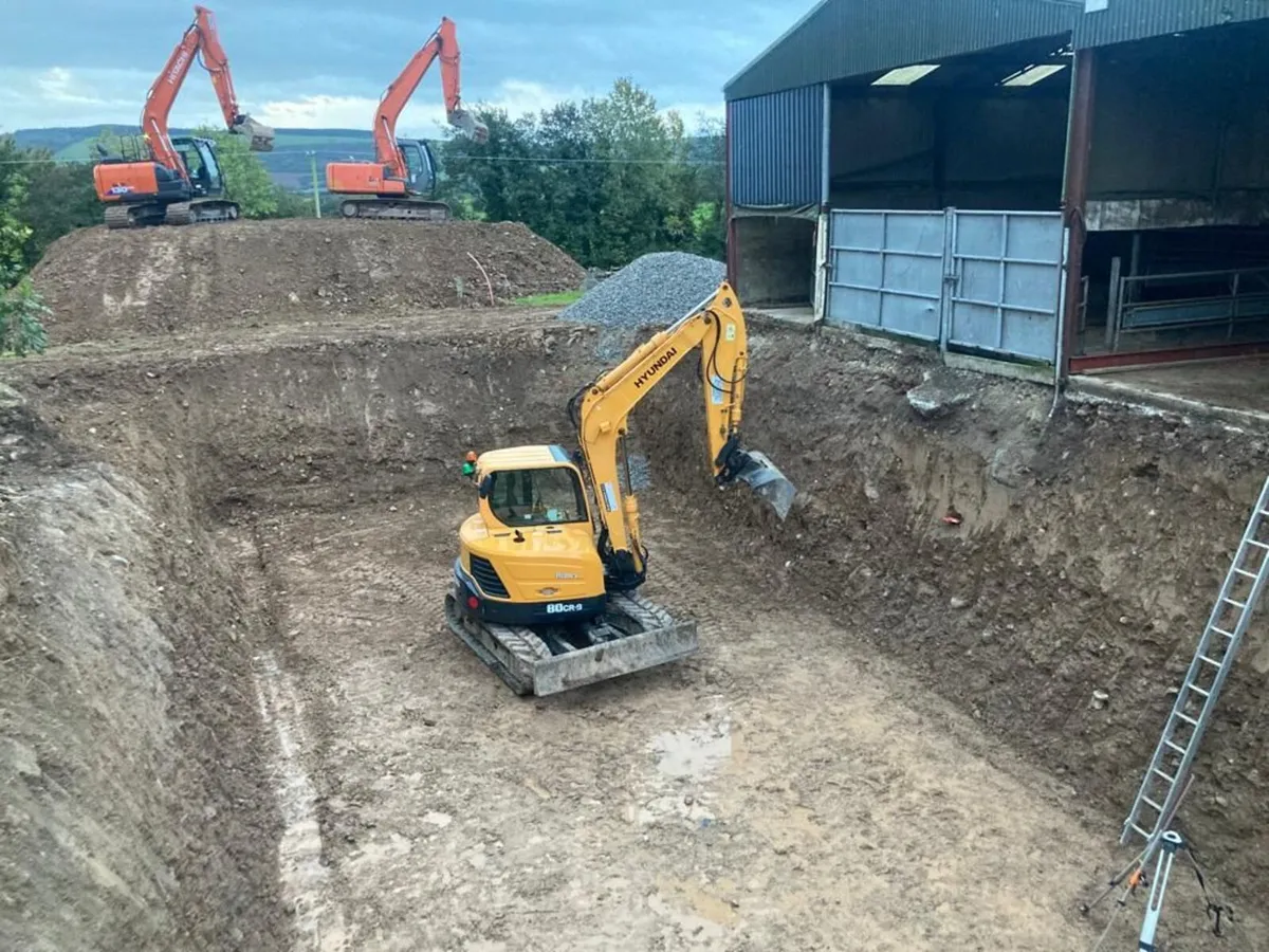Man & Digger AVAILABLE - Image 2