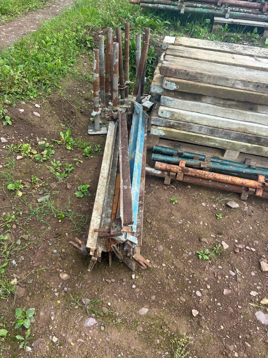 Scaffolding - Image 4