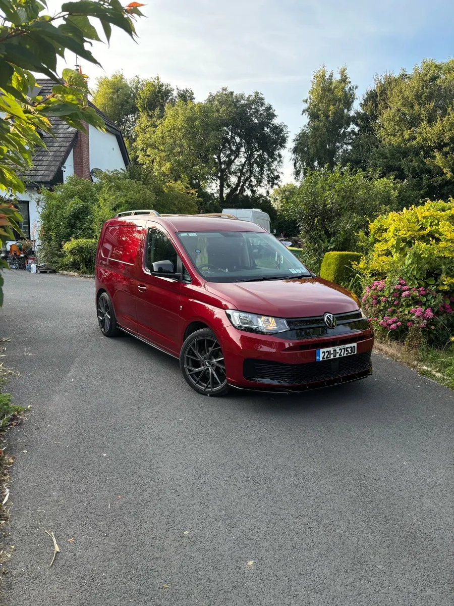 2022 VW Caddy - Image 1