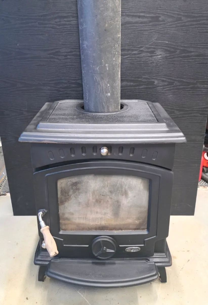 Stanley Tara Stove - Image 1