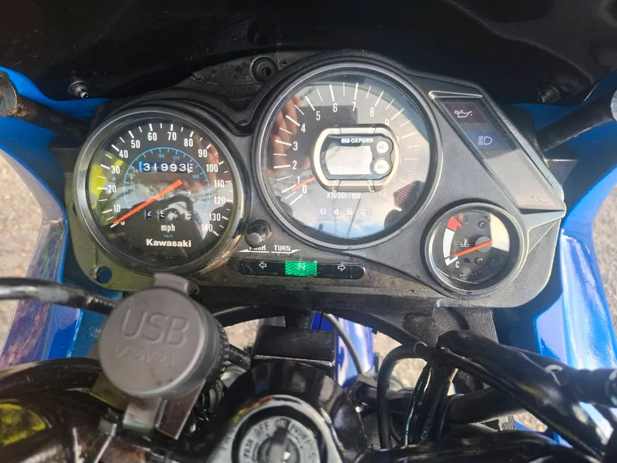 Kawasaki gpz500s - Image 3