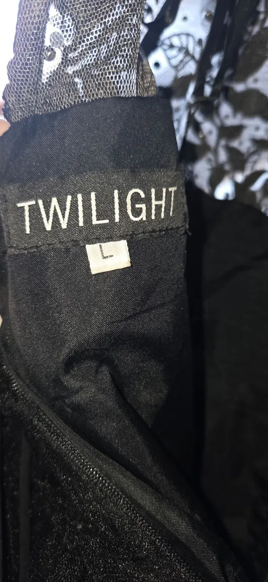 TY BALL DRESS - Image 3