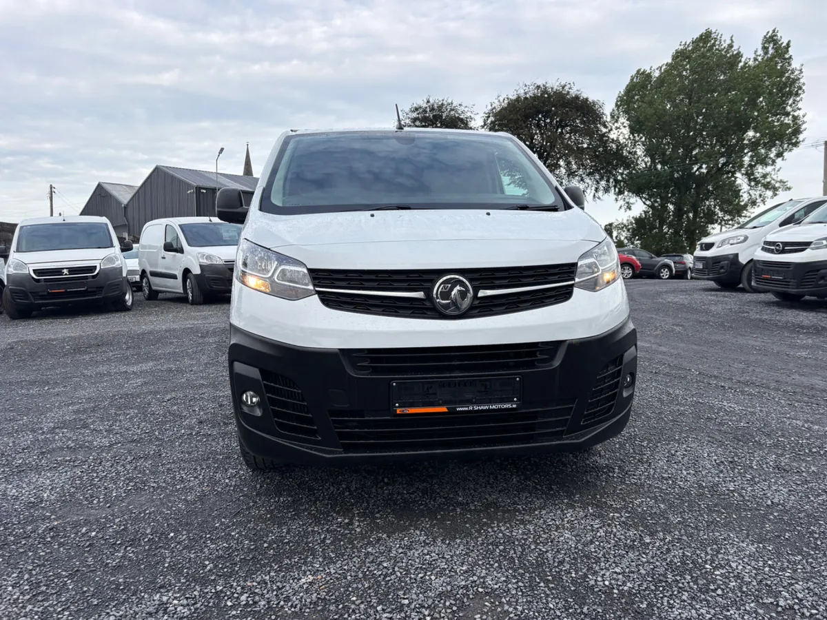 Vauxhall Vivaro - Image 4
