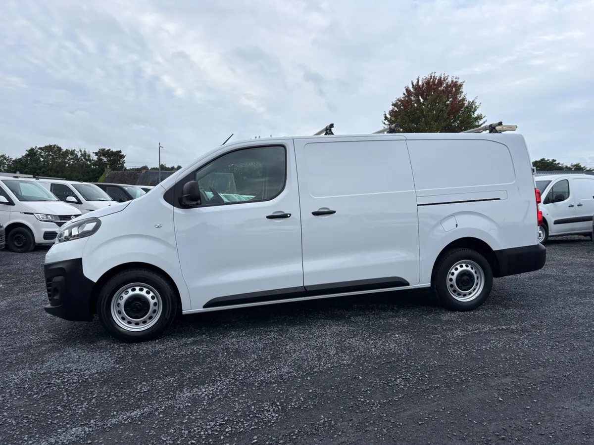 Vauxhall Vivaro - Image 1