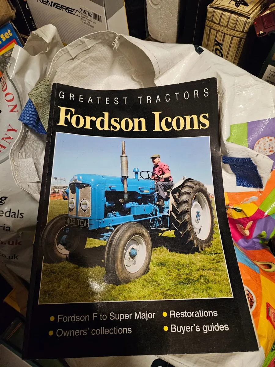 Book Fordson Icons