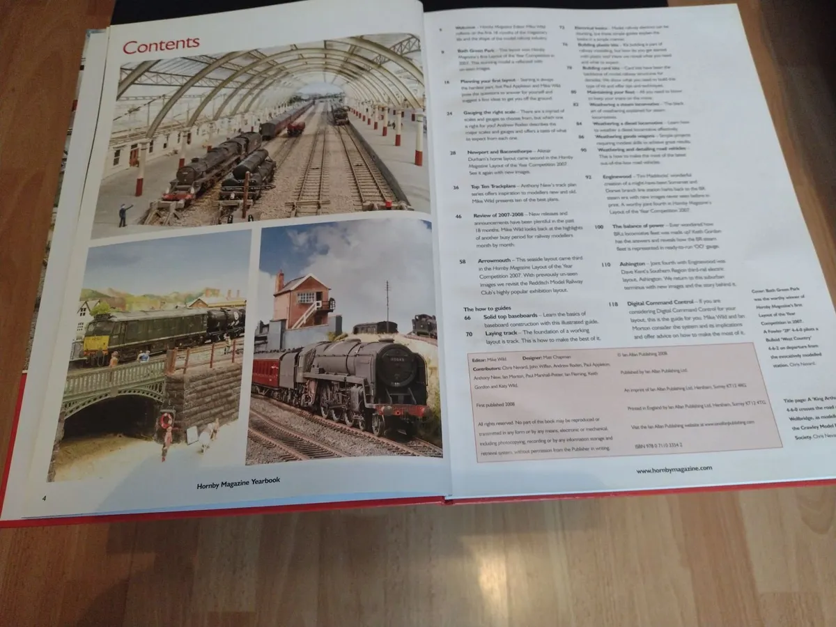 3 Hornby Magazine yearbooks nos. 1, 2 & 3 - Image 2