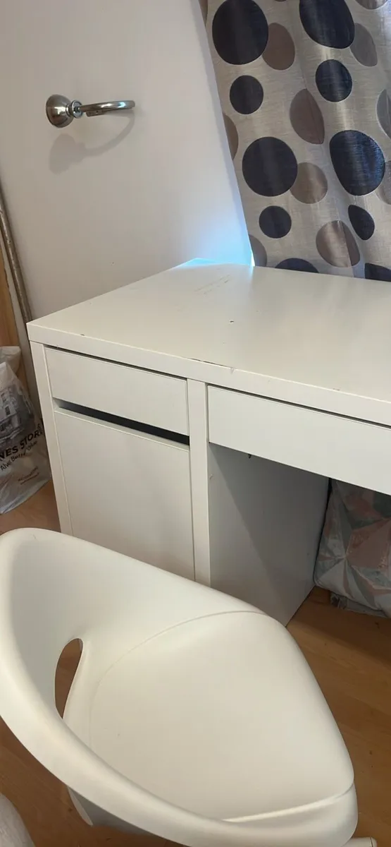IKEA desk - Image 1