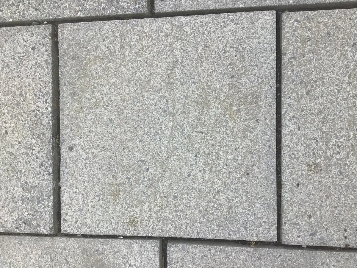 Patio slabs - Image 3