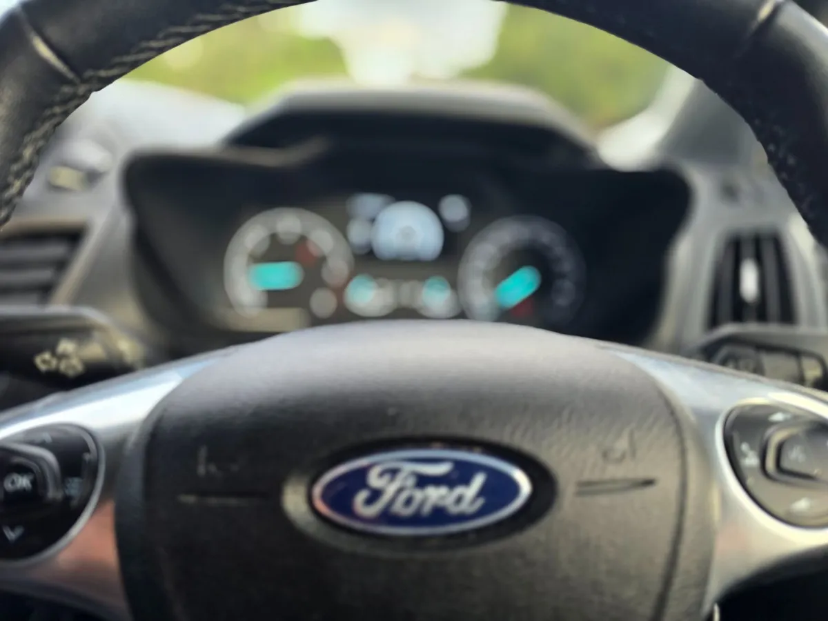 Stunning 2020 Ford Transit Connect Trend SWB 1.5 - Image 3